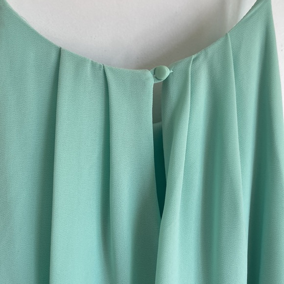 EUC mint green dress - Picture 3 of 3